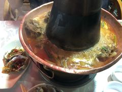 -羊家胡同·龙虾烧烤火锅(龙汇路店)