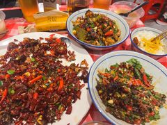 -荆九爷爆炒桥头三嫩(夫子庙店)