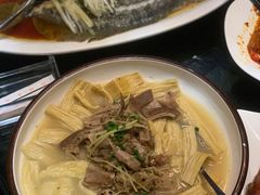 -铜锣湾·有麝自然香(渝北财富中心店)