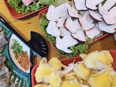 -民食香·腊排骨野生菌美食(木府店)