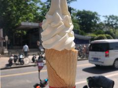 -蜜雪冰城(国权路地铁口店)