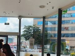 -奈雪的茶(优特汇店)