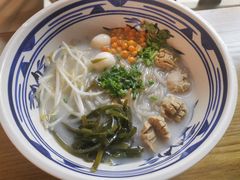 -胡大怪手工酸辣粉(安亭店)