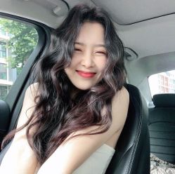 -东秀护肤造型