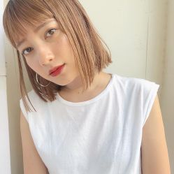 -AYO SALON