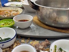 -银峰农庄·特色烧鸡·鲜无花果浸鸡