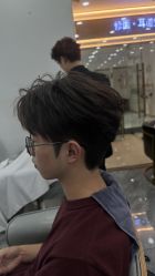-藤野造型烫染·漂发
