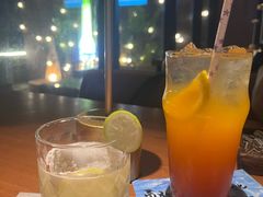 -顽啤熊·酒客酒馆(苏城夜景必选店)