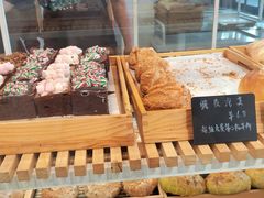 -焙丽拾光(麦凯乐直营店)