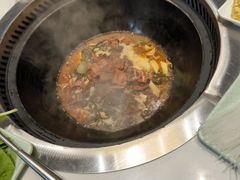 -雪乡人家东北菜·铁锅炖一切(高斯路店)