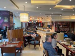 -元一希尔顿酒店·鲜切牛肉火锅禅自助餐厅