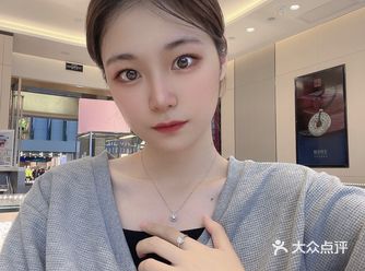 武汉探店||女生什么时候才会到爱黄金的年龄
