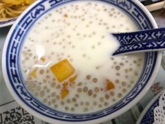 芒果椰汁西米露-恒信牛奶甜品(南京总店)