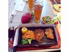 -必胜客(绿地新都会店)