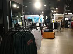 -H&M(鹏欣水游城店)