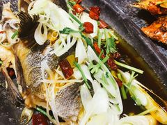 -老东镇啤酒屋海鲜加工·蒸汽海鲜·海鲜烧烤(台东店)