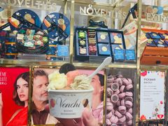 -VENCHI 闻绮(上海佛罗伦萨小镇店)