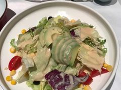 牛油果蔬菜沙拉-百富源·海鲜辽菜(和平北大街店)
