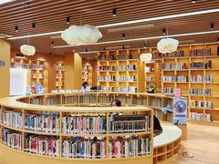 -漕河泾街道图书馆(漕河泾社区文化活动中心店)