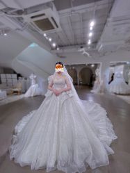 -艾米丽婚纱礼服