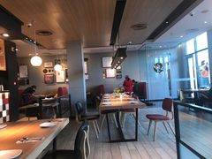 大堂-必胜客(欧亚卖场店)