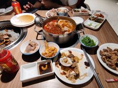 -千滋百味自助烤肉火锅(东门町店)