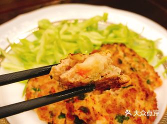 肉质有弹性,香煎脆香鲜虾猪肉饼