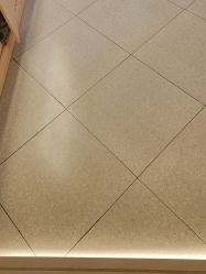 -PE SALON