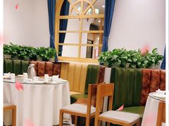 -闫府私房菜(经四路万达店)