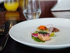 烟熏大西洋野生鲑鱼配香煎带子-郑州绿地JW万豪酒店The Grill烤汇扒房