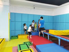 -飞奇儿体能体操馆(和平印象城店)