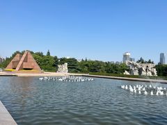 -上海市龙华烈士陵园