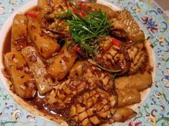 -巷子里小酒馆(繁荣路店)