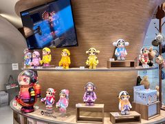 -泡泡玛特POPMART(国金街店)