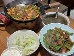 -聚鑫朋酸菜肥肠(九龙仓店)