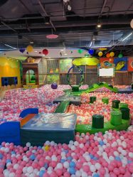 -万达宝贝王(乌鲁木齐德汇店)