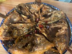 红烧鱼头-金鹏鱼肉馆