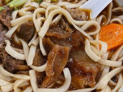 金牌半筋半肉面-康师傅私房牛肉面(北京南站店)