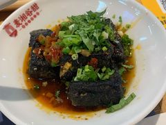 老长沙臭豆腐-呷佬·长沙手工米粉(金沙江路店)