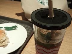 -星巴克臻选(莘庄仲盛店)