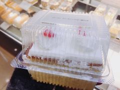 鲜奶小方-红宝石·鲜奶小方·海派西点房(南丹店)