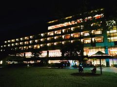 -上海佘山世茂艾美酒店