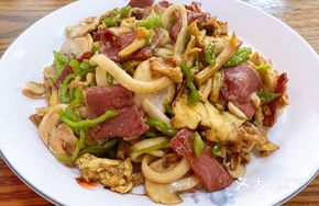 Preserved Pork with Bamboo Shoots Stir-fry