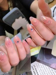 -十月·日式美甲美睫·纹眉