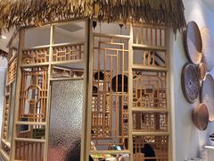 -关东小磨东北菜(上海长风大悦城店)