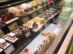 -巴黎贝甜(大宁国际商业广场店)