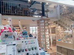 -猫的天空之城概念书店(苏州平江店)