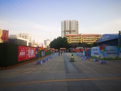 -万达广场(龙湖店)