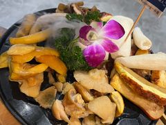 -一朵菌·野生菌探索家火锅(南亚店)