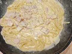 -玛格萝妮比萨屋(四平店)